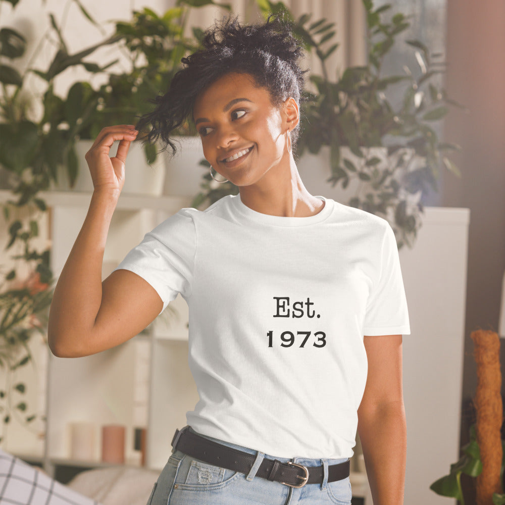 Vintage “EST. 1973” Unisex White T-Shirt | Retro Birthday Year Tee Short-Sleeve Unisex T-Shirt